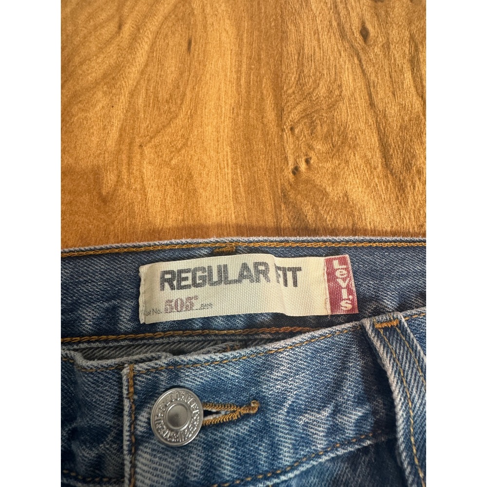 Levis 505 Regular Fit Jeans Mens 36x30 Blue Denim Vintage Straight Leg Pants - Picture 2 of 4